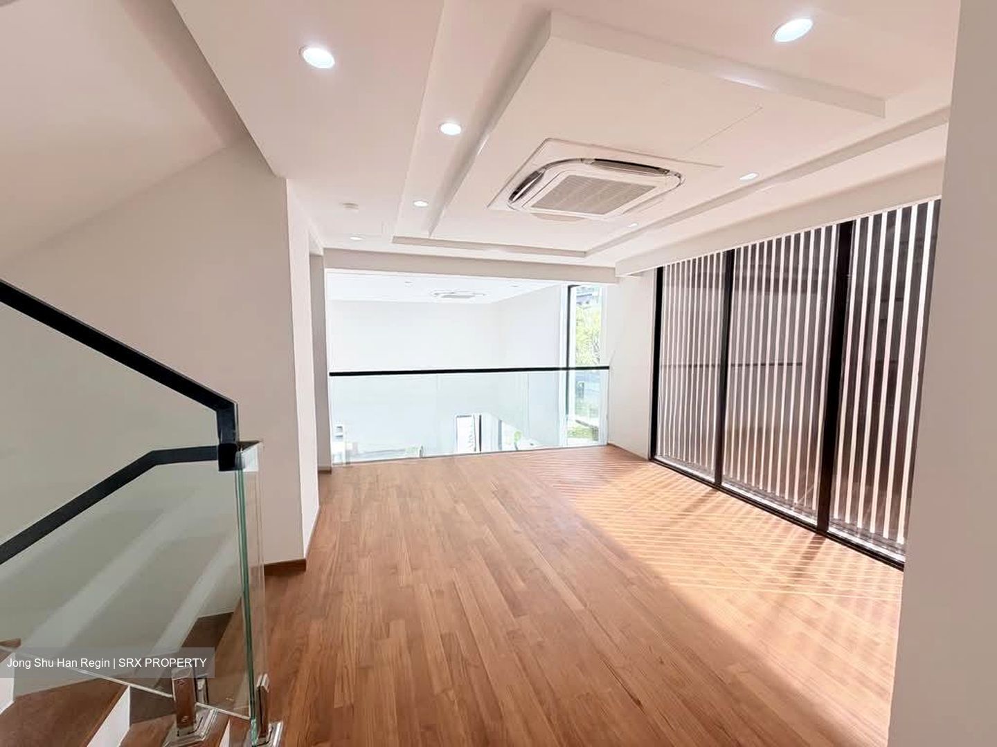 Lucky Hills (D16), Terrace #536779831